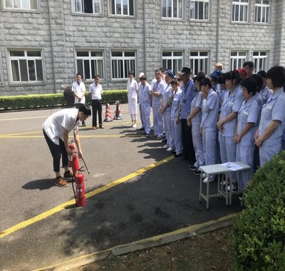 灭火器使用教学
